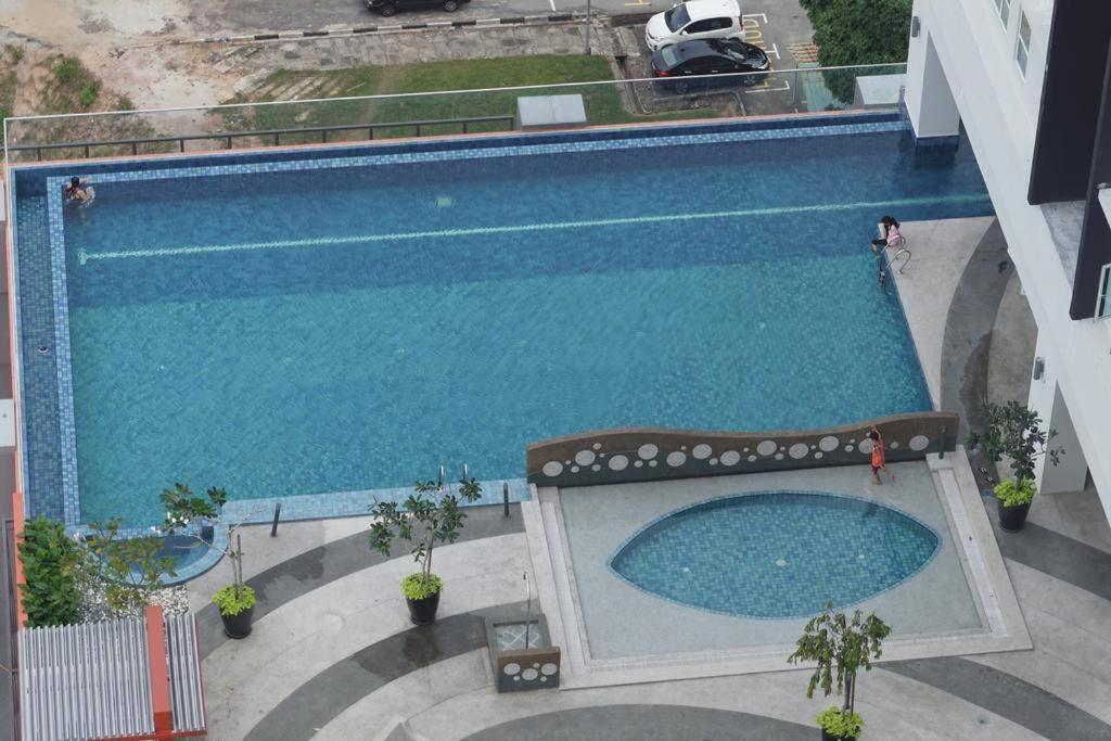 Newly Painted 3-Room Residence, Near Ioi City Mall, Upm, Uniten, Iukl Kajang Luaran gambar