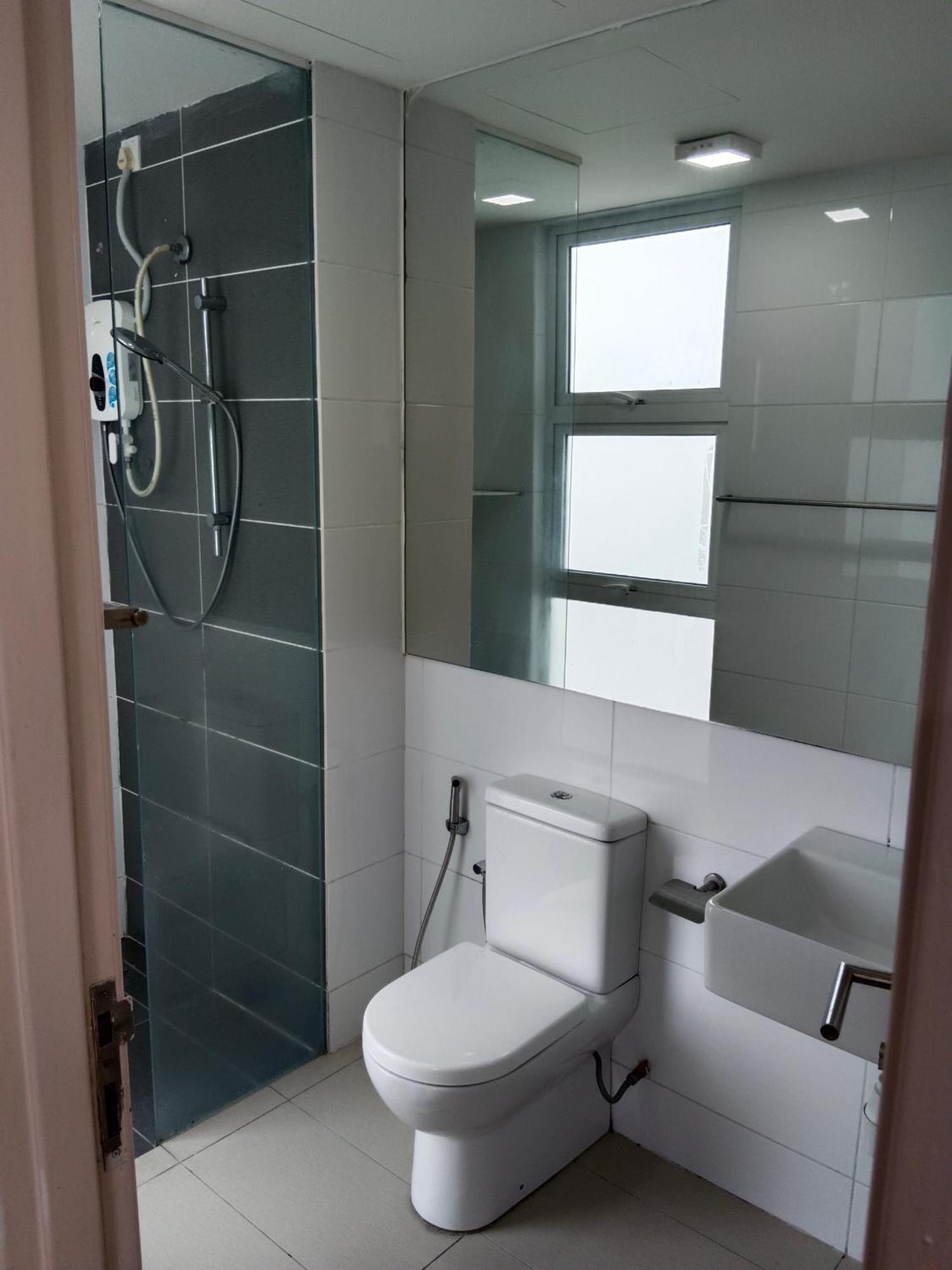 Newly Painted 3-Room Residence, Near Ioi City Mall, Upm, Uniten, Iukl Kajang Luaran gambar